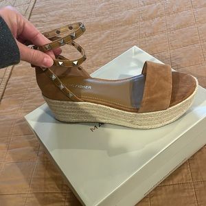 Marc fisher size 7 bnwt